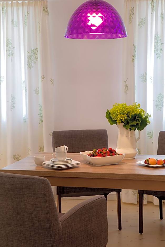 Hollerhöfe - Zu Gast im Dorf