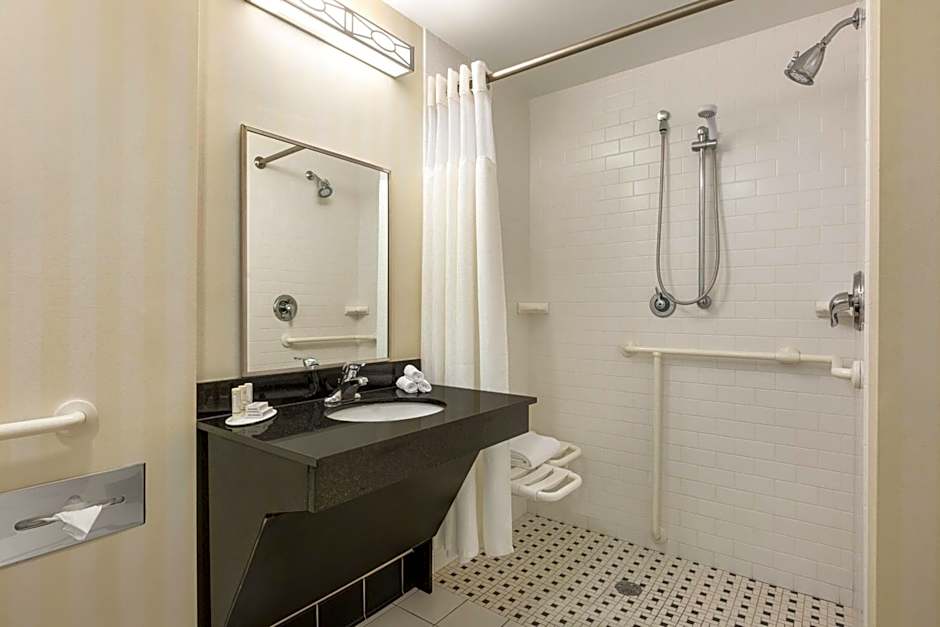 Fairfield Inn & Suites by Marriott Jacksonville West/Chaffee Point