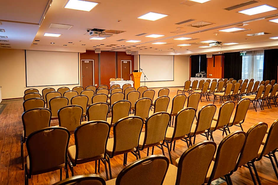 Hotel Atlantis Wellness & Conference