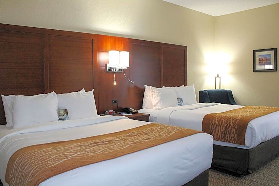 Comfort Inn & Suites