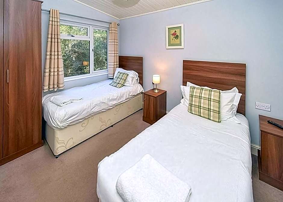 Warren Lodges