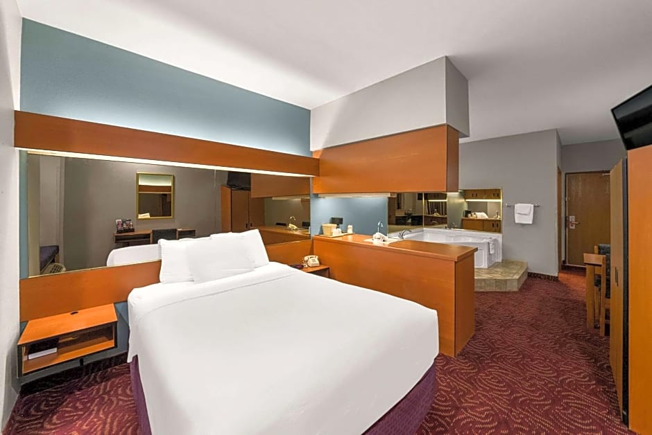 Econo Lodge Inn & Suites Mesquite - Dallas East