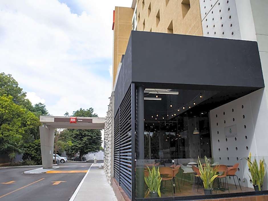 Ibis Merida