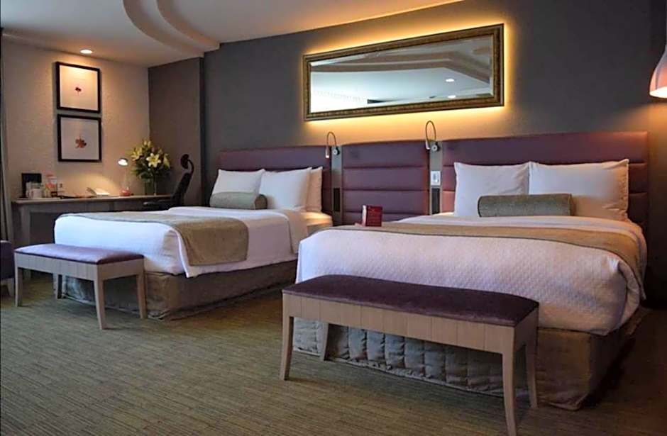 Crowne Plaza Toluca - Lancaster By IHG