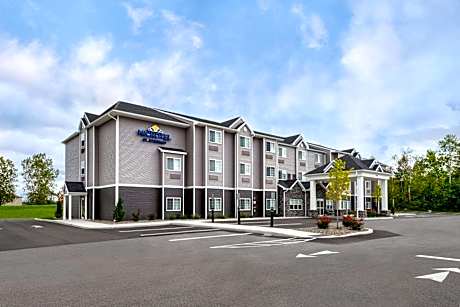 Microtel Inn & Suites by Wyndham Farmington