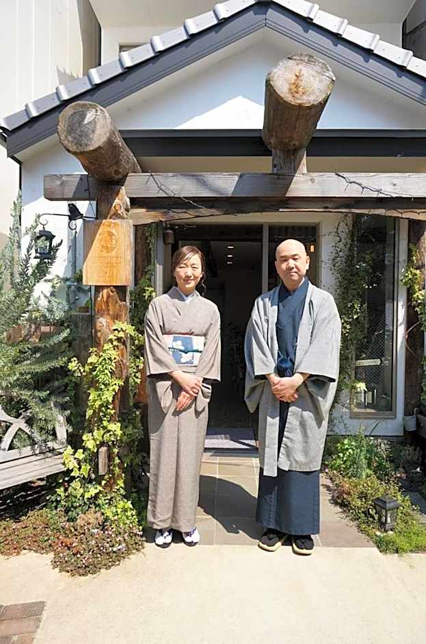 Kyono Mori Yurinsha