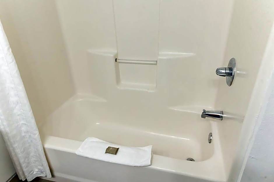Country Inn & Suites by Radisson, Helen, GA