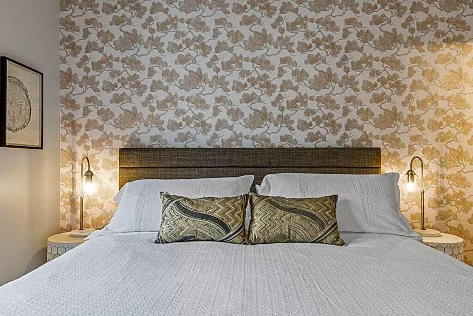 Mountain Vista Escape Downtown