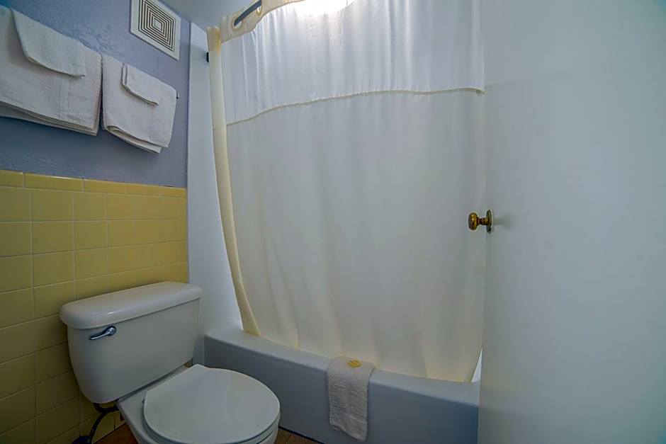 Masters Inn Selma Smithfield I-95 By OYO