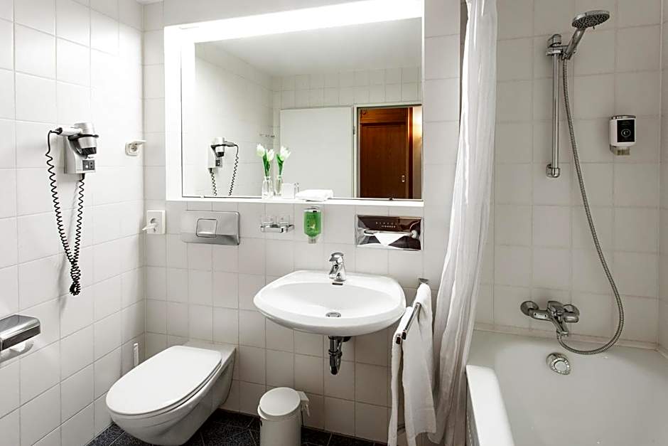 Tripinn Bristol Hotel Mainz