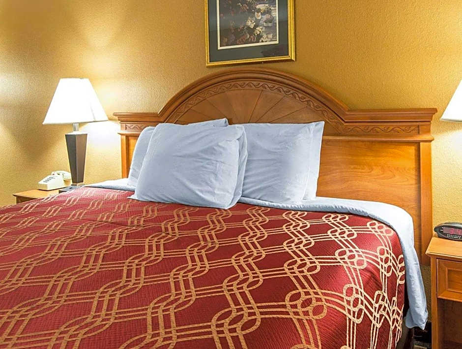 Econo Lodge Dalton West
