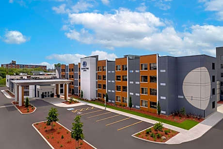 DoubleTree by Hilton Kingston