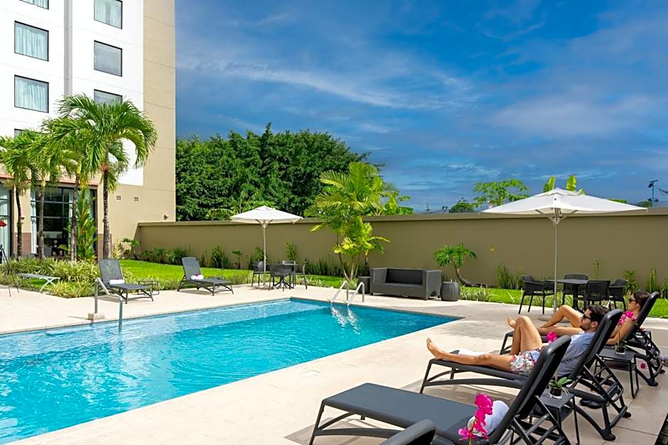 Courtyard by Marriott Panama Metromall