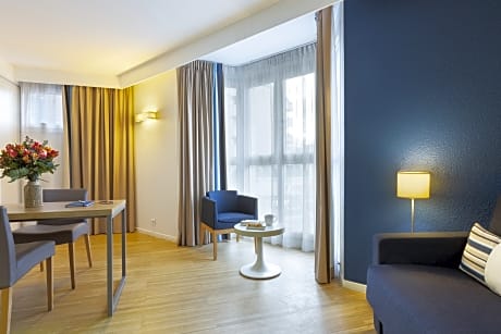 1-Bedroom Apartment