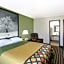 Super 8 by Wyndham Norfolk