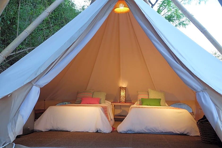 Photo 1 of 5 of Glamping