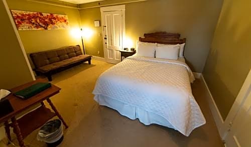 The New London Inn