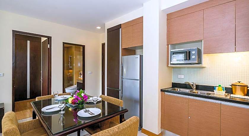 Lohas Residences Sukhumvit (SHA Plus)