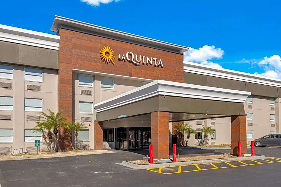 La Quinta Inn & Suites by Wyndham Jacksonville Mandarin