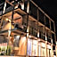 Black Elephant Boutique