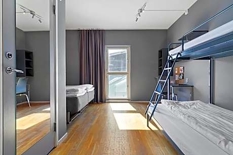Family Room with Bunk bed