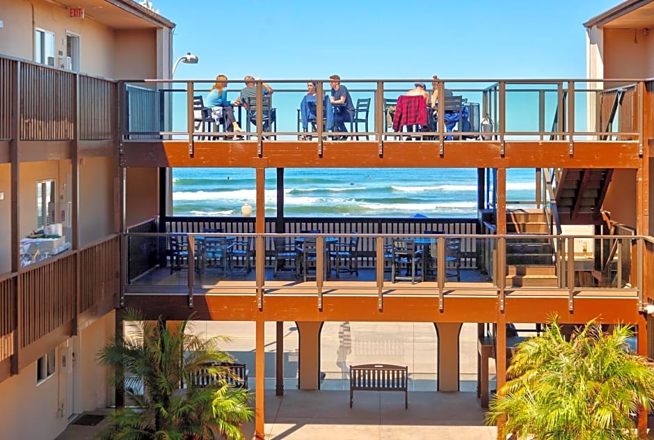 Ocean Beach Hotel