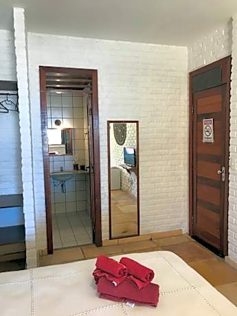 Queen Suite with Pool View