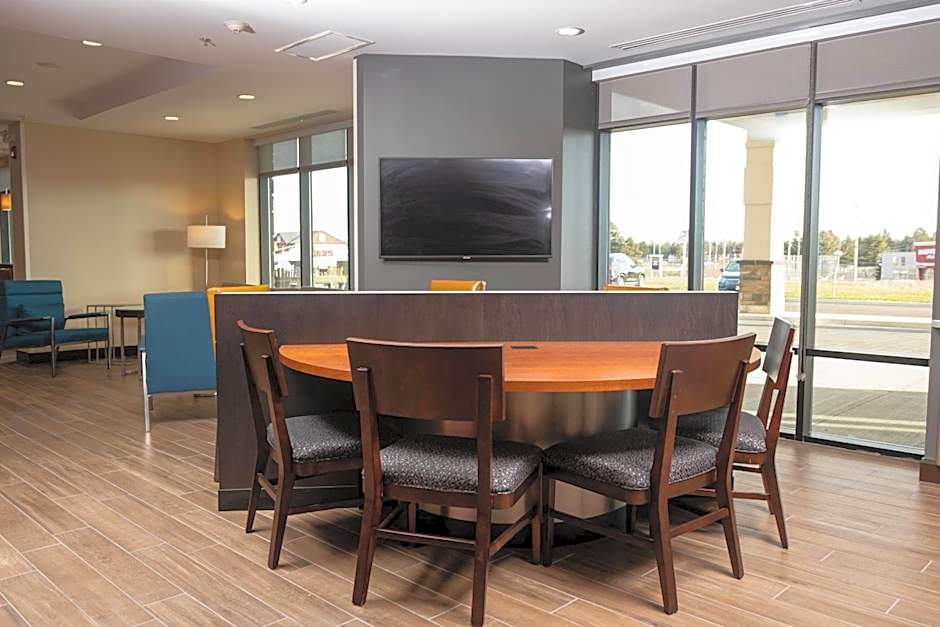 TownePlace Suites by Marriott Petawawa