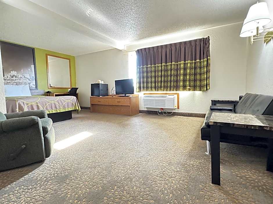Super 8 by Wyndham Mokena/Frankfort /I-80