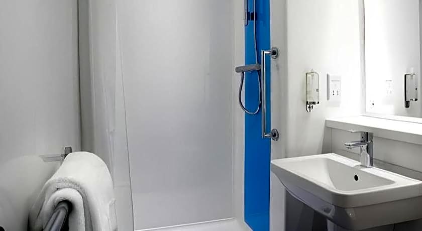 Travelodge Birmingham Maypole