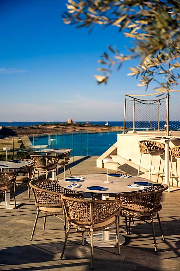 XVI Suites - Adults Only