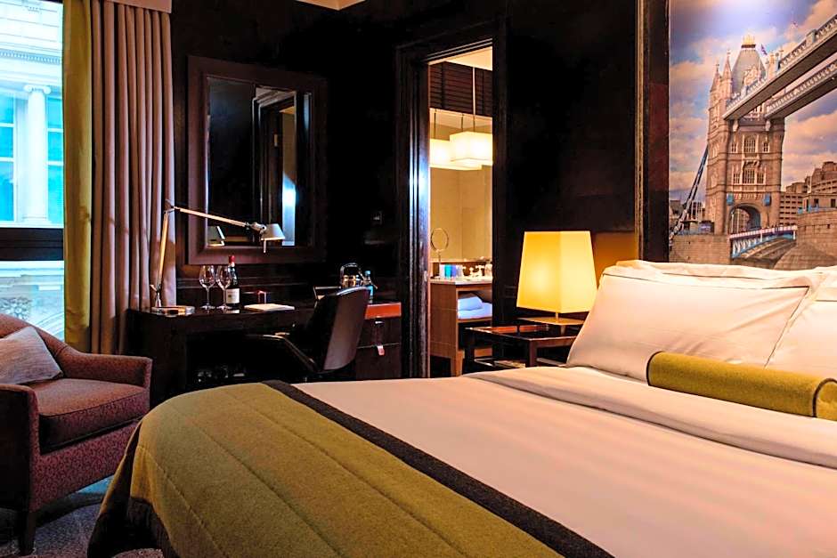 Threadneedles, Autograph Collection by Marriott