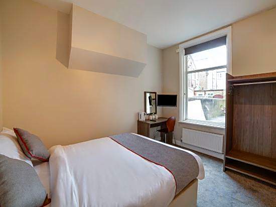 Tequila and Dunlin Rooms Southport Central