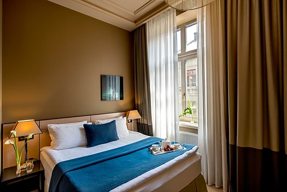 Astoria Hotel