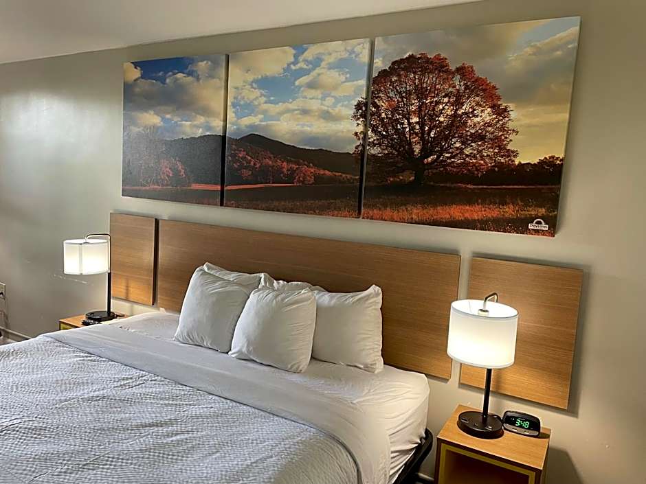 Days Inn by Wyndham Valdosta/Near Valdosta Mall