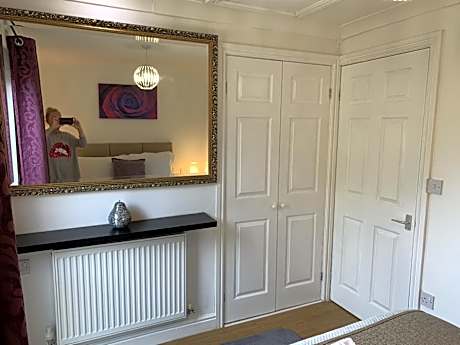 One-Bedroom Bungalow