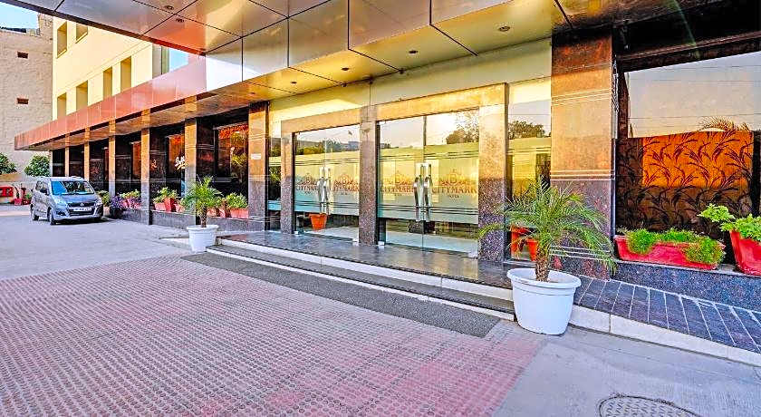 Super Townhouse OAK Hotel City Mark Gurgaon