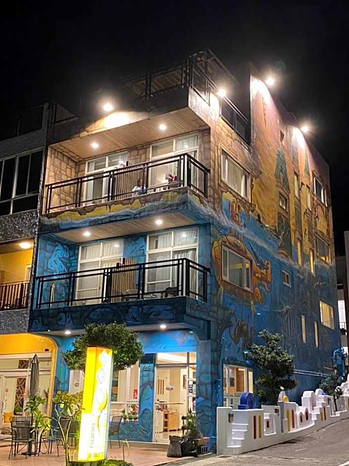 LoveSea 126 Beach Inn