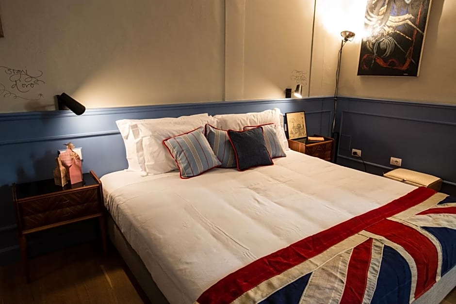 AdAstra Suites