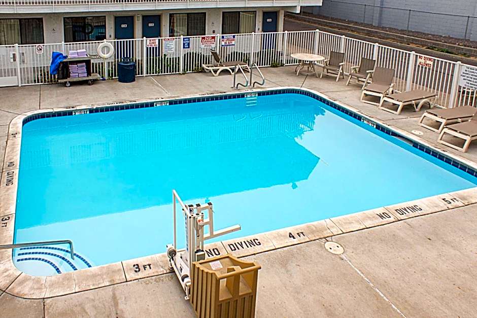 Motel 6-Kalispell, MT