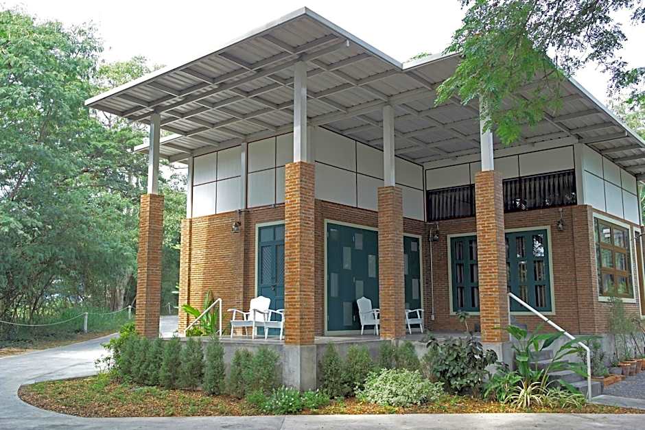 บ้านก้ามปู อุทัยธานี