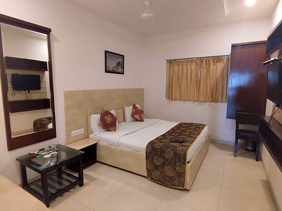 Hotel Shree Palace, Bhopal