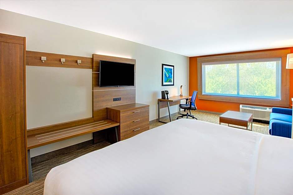 Holiday Inn Express & Suites New Castle By IHG