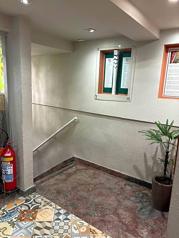 Downtown Santana Hotel