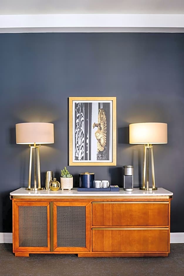 The National, Autograph Collection