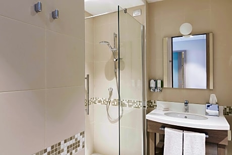 Queen Room With Sofa