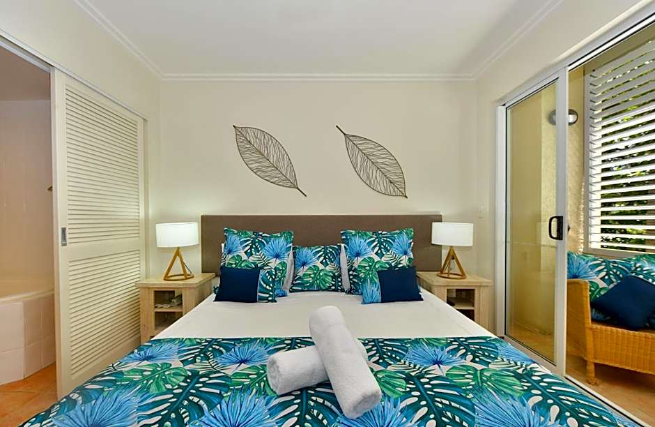 Cayman Villas Port Douglas