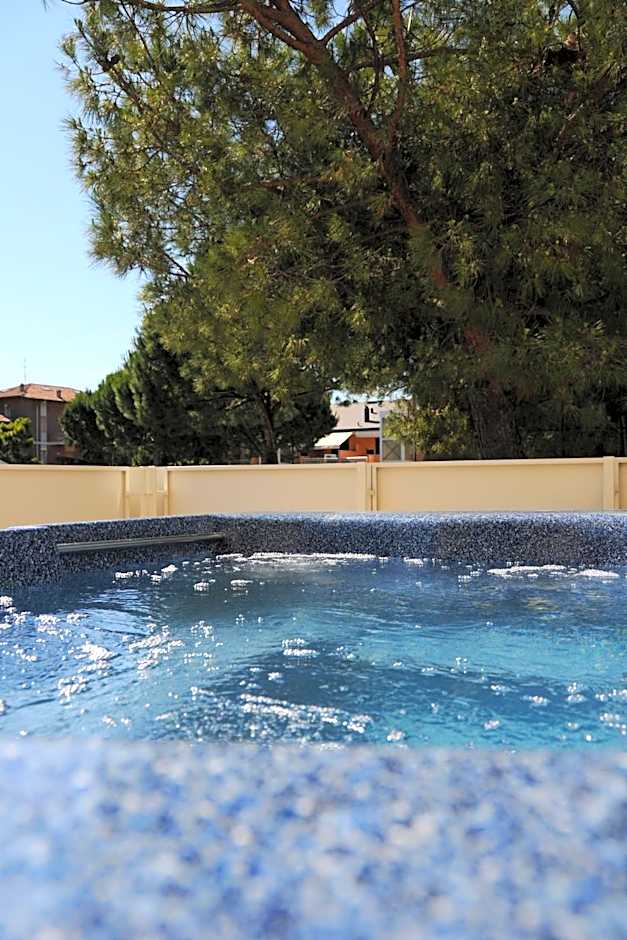 Hotel Caribia Pinarella