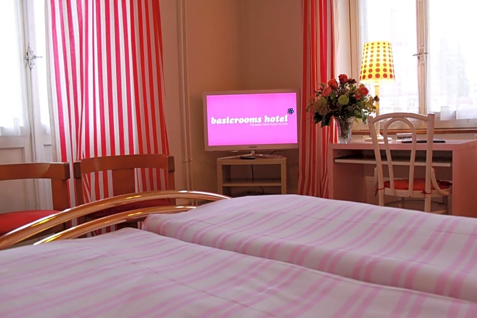 BasicRooms Hotel