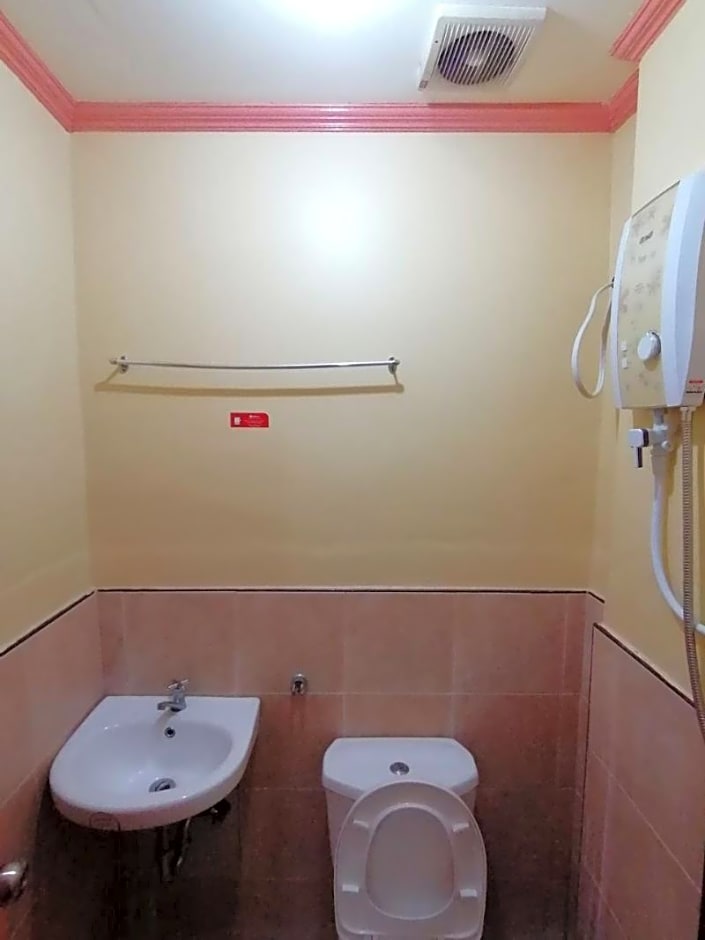 RedDoorz near SM Batangas City